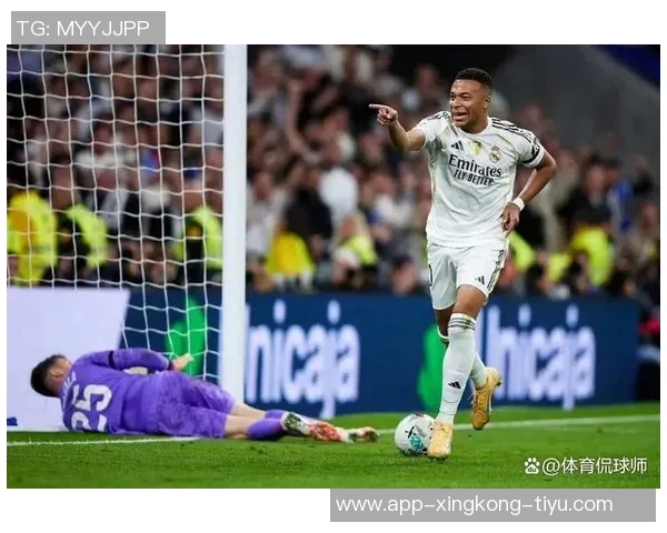 姆巴佩父亲参与戛纳传奇赛齐达内维埃拉德尚等巨星同场竞技