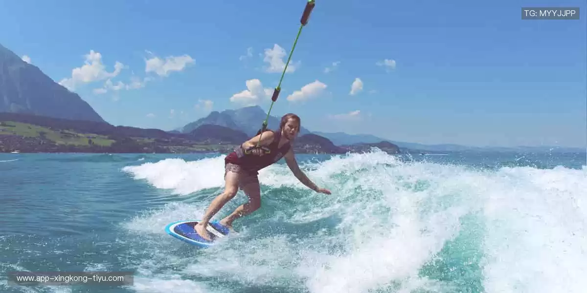 周边潮品，做最靓的运动达人！👟💫